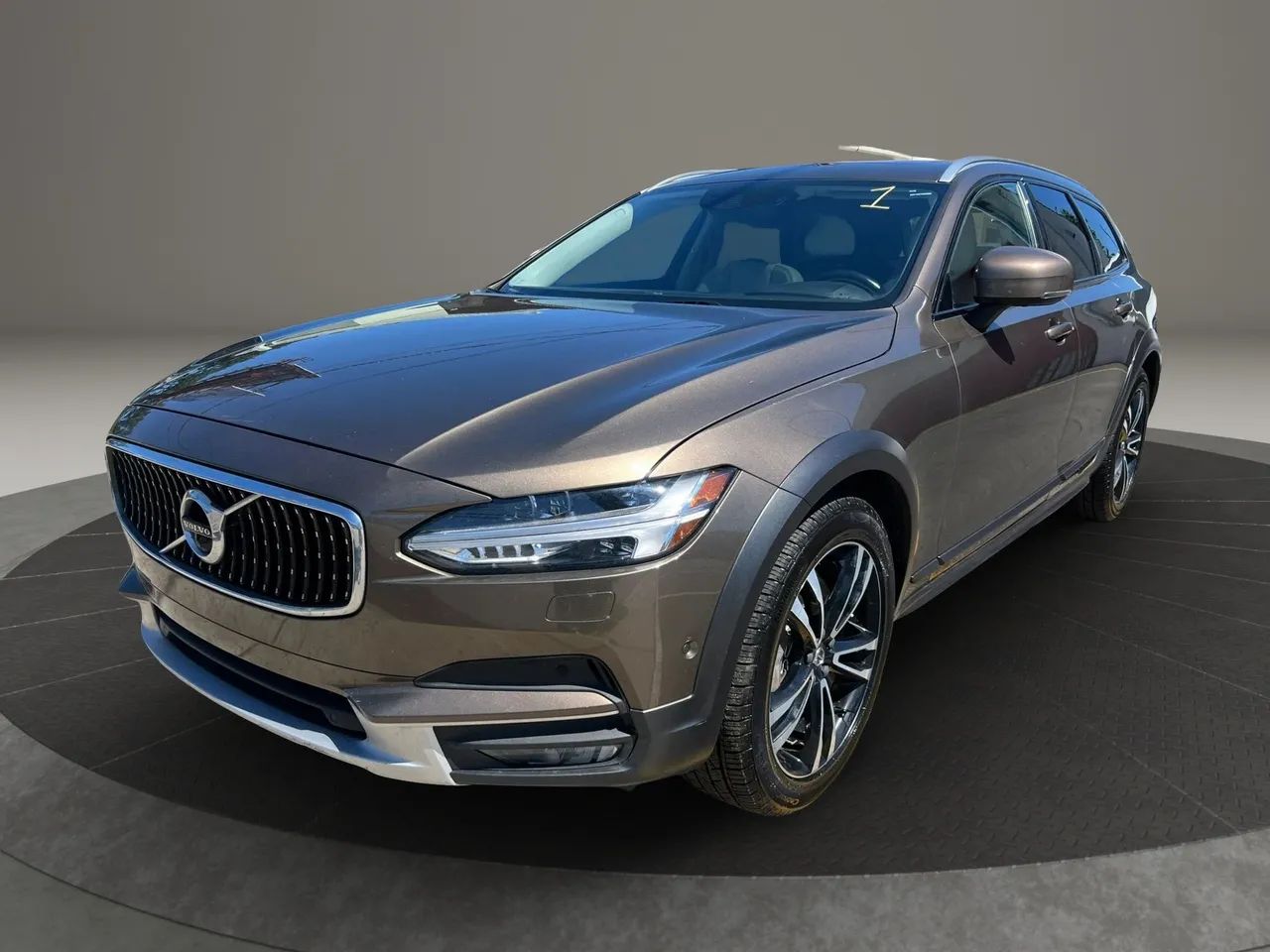 volvo v90 cross country 2018 YV4102NK5J1027701 image volvo v90 cross country 2018 YV4102NK5J1027701 image